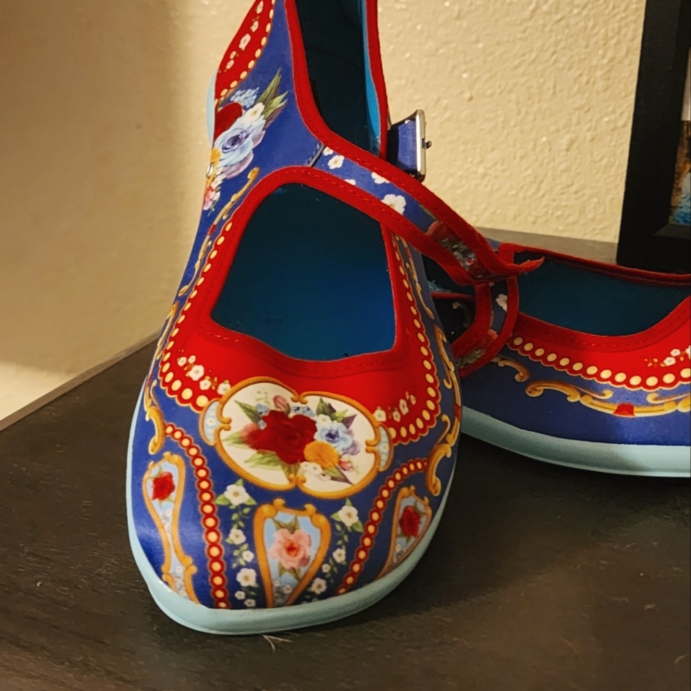 Hot chocolate designs sz 8 flat mary janes